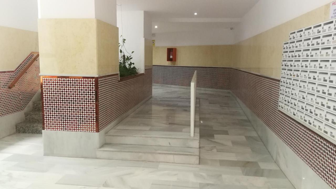 Apartamento Playa Velilla Park II 阿尔姆尼卡 外观 照片