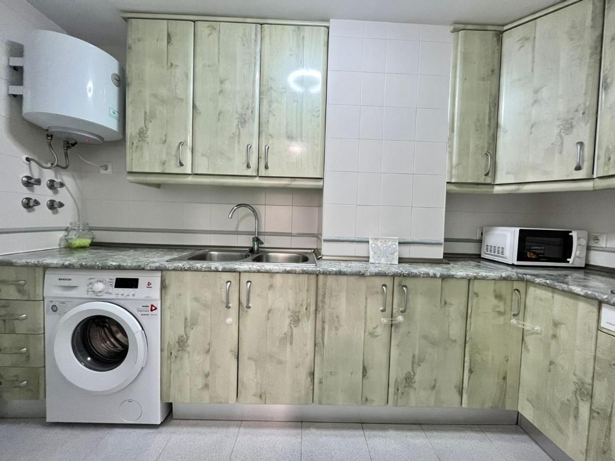 Apartamento Playa Velilla Park II 阿尔姆尼卡 外观 照片