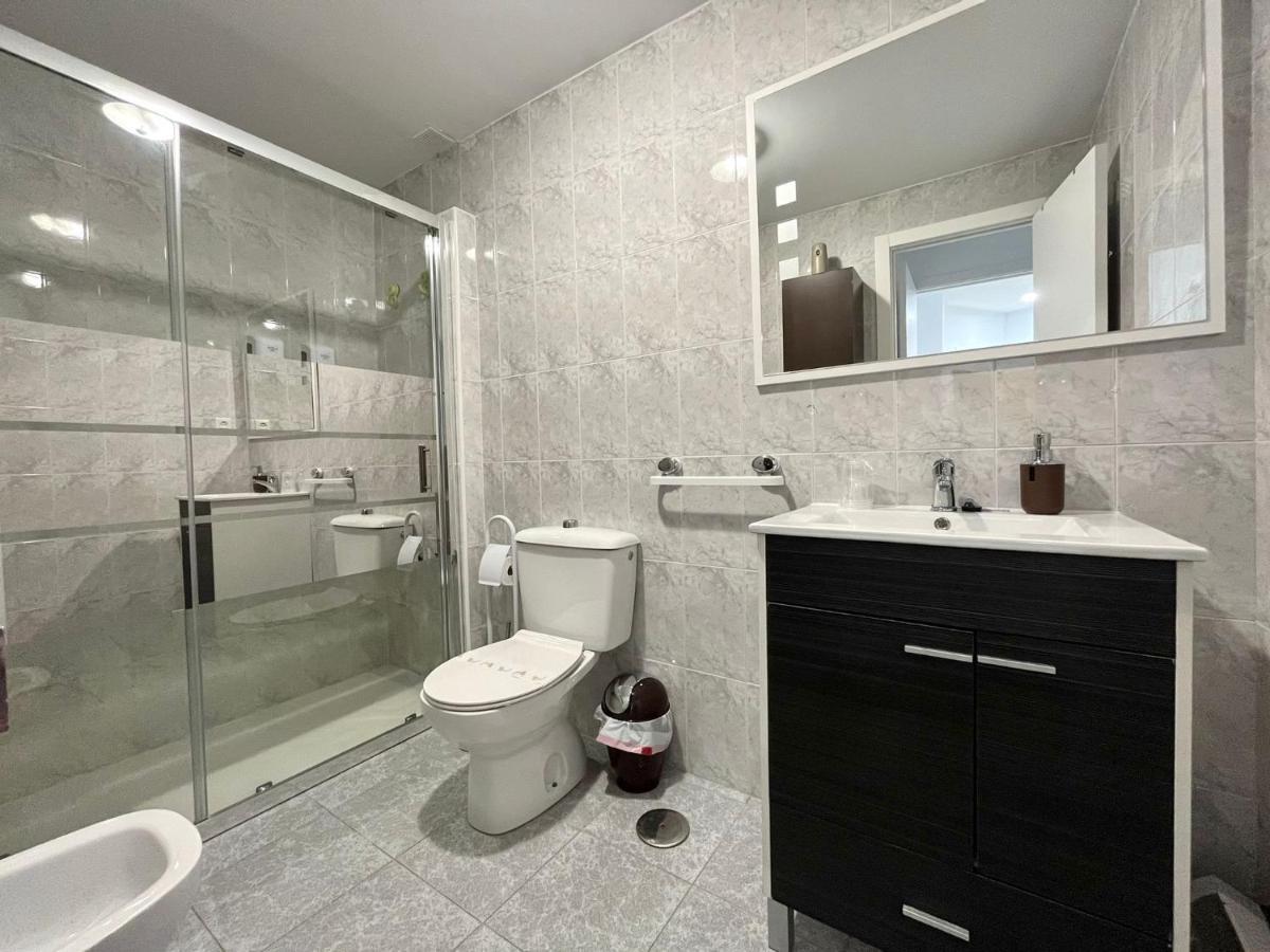 Apartamento Playa Velilla Park II 阿尔姆尼卡 外观 照片